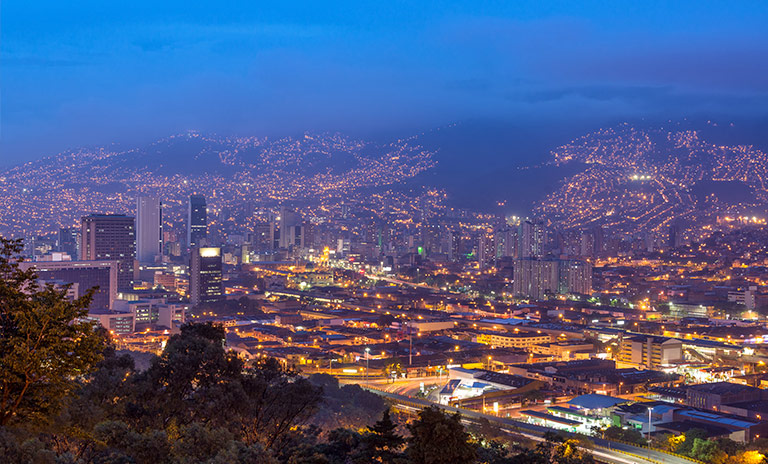 Medellín la ciudad que apuesta a una transición sostenible